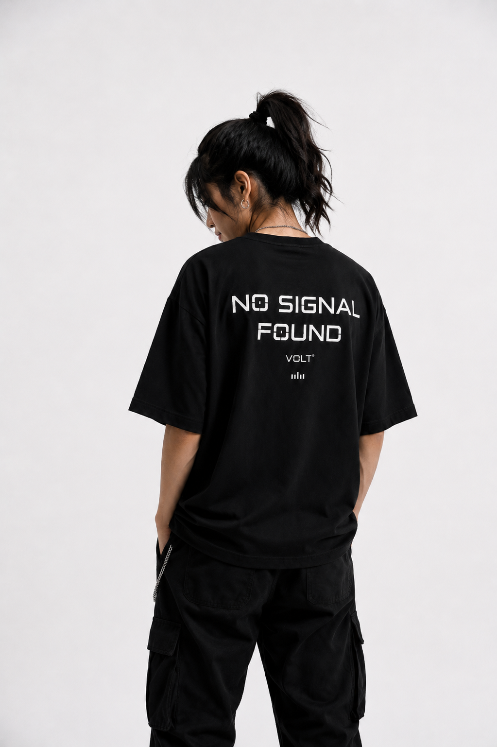 VOLT™ NO SIGNAL FOUND TEE (WOMEN)